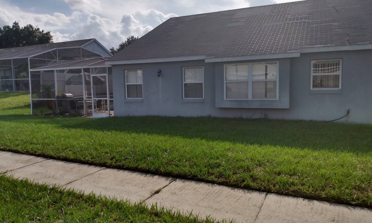 Lake Davenport Estates House | 1 Bedroom and1 Bathroom pool lockout rental. Private entry and living area pool.