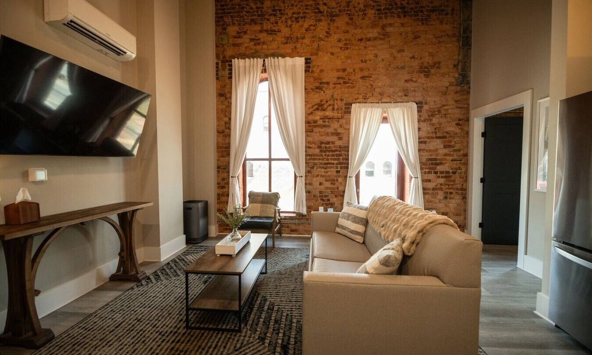 Jonesville Apartment | 1 Bedroom Suite Downtown Elkin Yadkin Valley