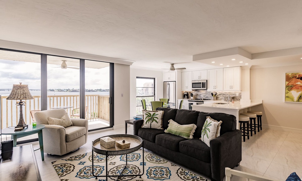 Marco Island Condo | 1 Br/1 Bath OFF SEASON SPECIAL, Unobstructed View, Best Months, A, M, O, N