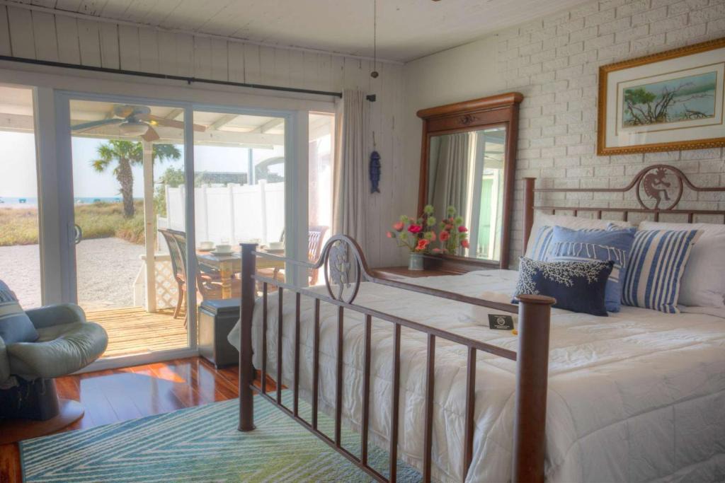 Treasure Island House | 1 - Las Casitas