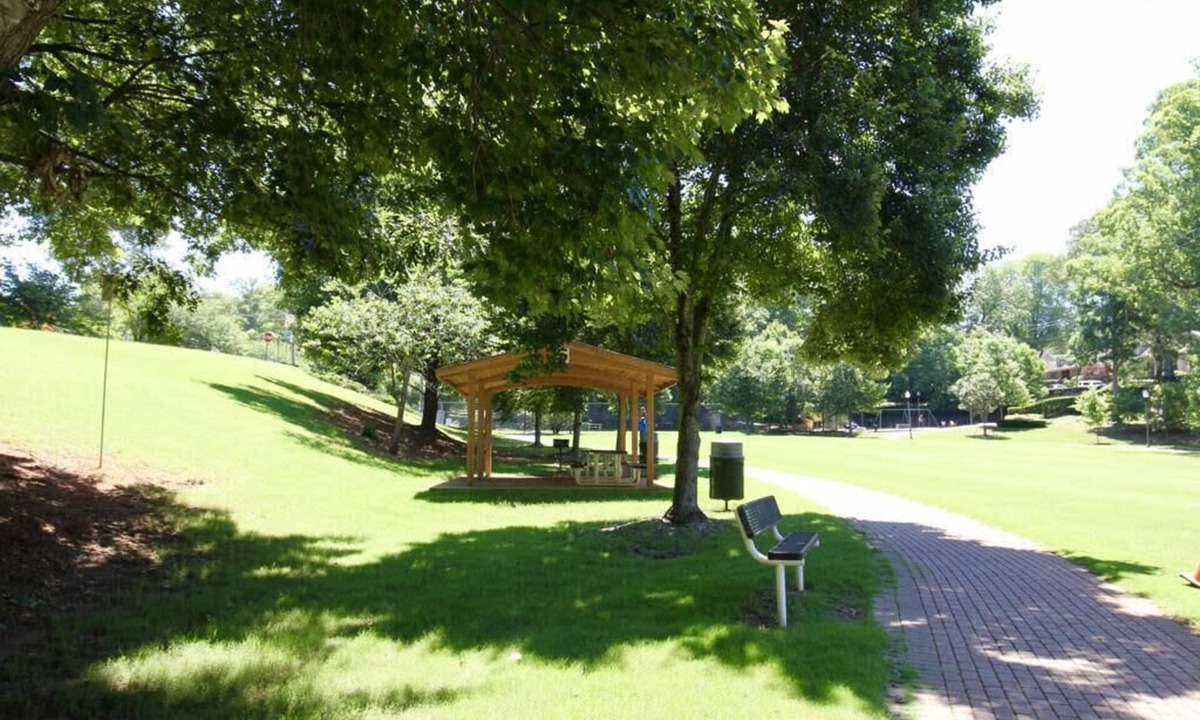 Church Street House | 10 minutes from Airport! 15 mins from Downtown Atlanta and major attractions.