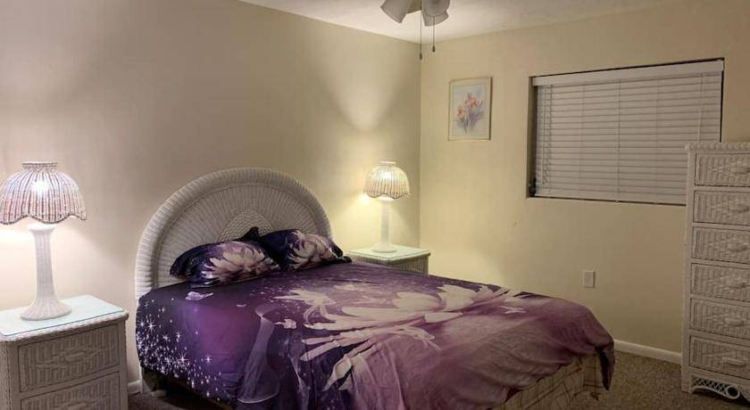 Pine Ridge Apartment | 102 m² Apartment ∙ 2 bedrooms ∙ 5 guests