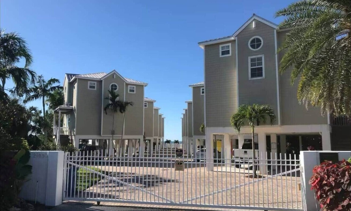 Cudjoe Key House | 102 - Newly renovated house Oceanside and Pool