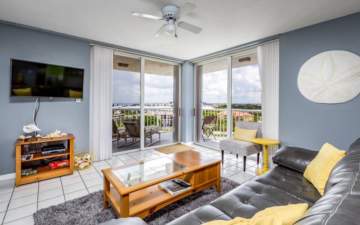 South Island Condo | 106 m² Condo ∙ 2 bedrooms ∙ 4 guests