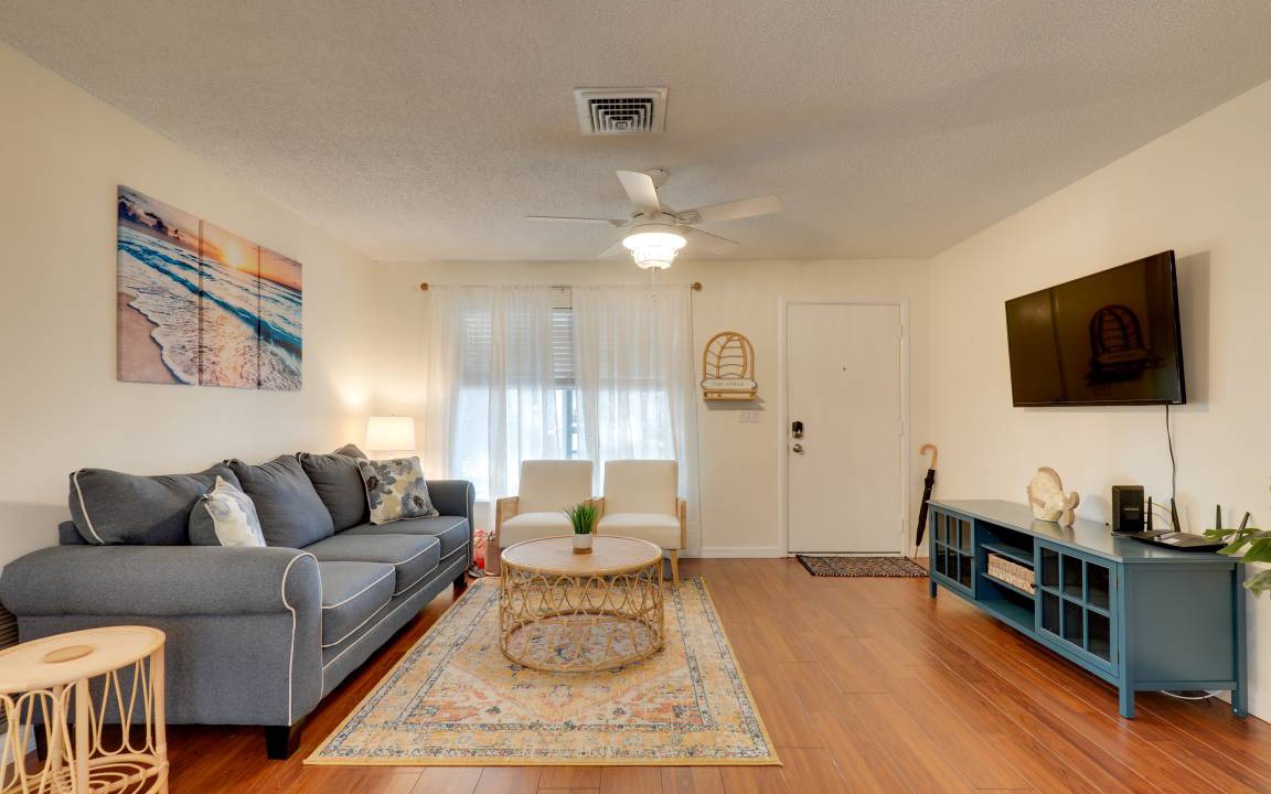 Clearwater House | 106 m² House ∙ 2 bedrooms ∙ 6 guests