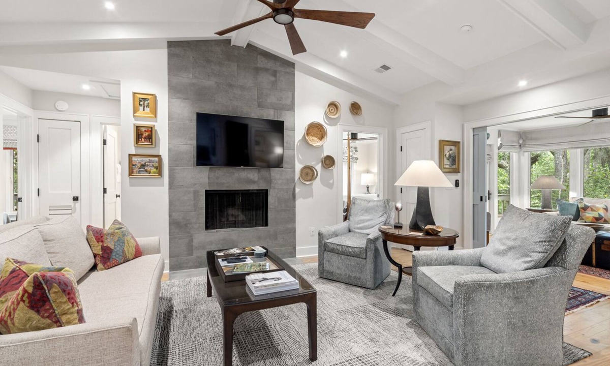 West Beach Cottage | 1067 Sparrow Pond Cottage by Akers Ellis Rentals