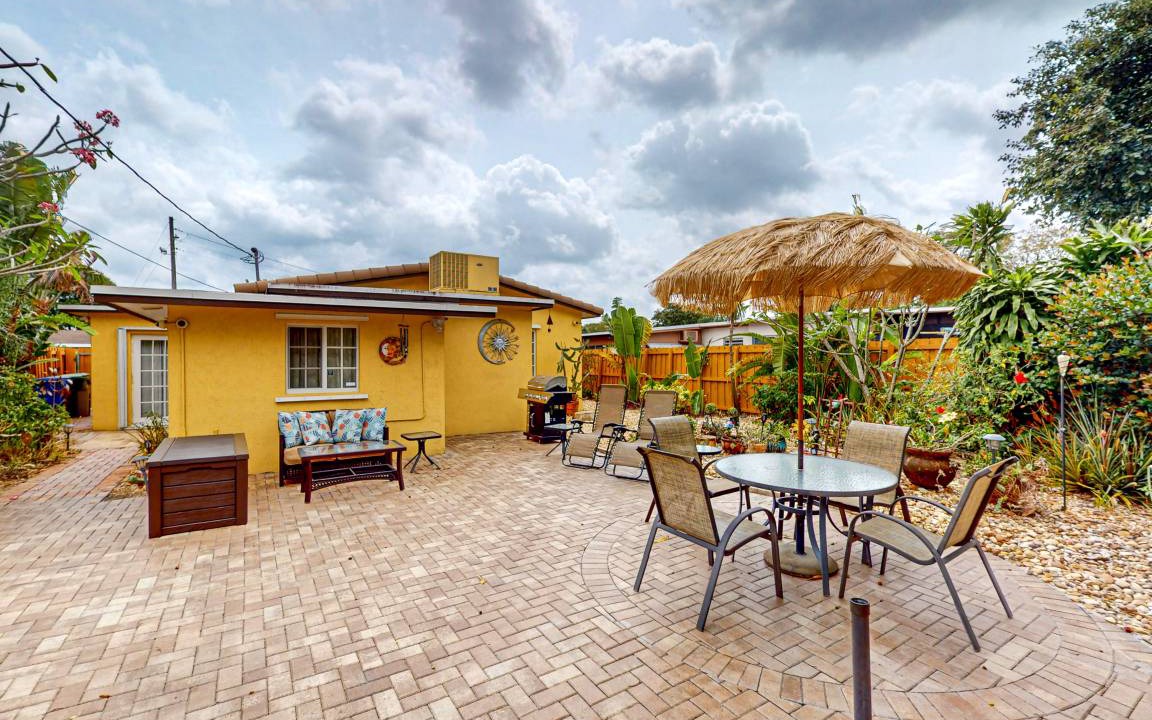 South Middle River House | 109 m² House ∙ 2 bedrooms ∙ 4 guests