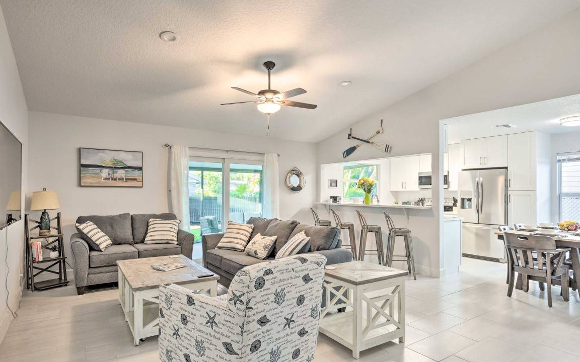 North Palm Beach Heights House | 112 m² House ∙ 3 bedrooms ∙ 8 guests