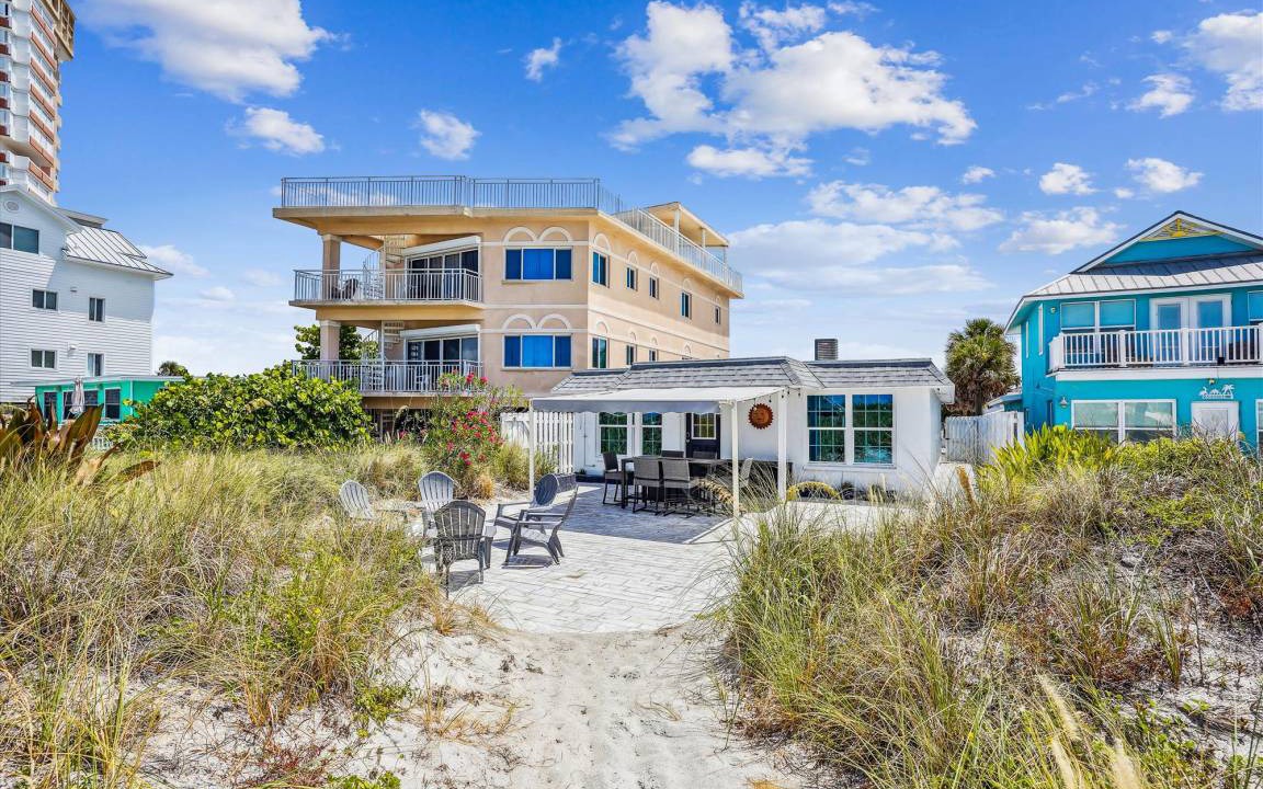Redington Shores House | 112 m² House ∙ 2 bedrooms ∙ 6 guests
