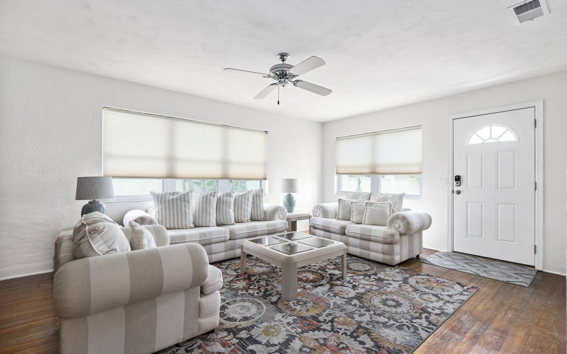 Plaza Shores House | 112 m² House ∙ 2 bedrooms ∙ 4 guests