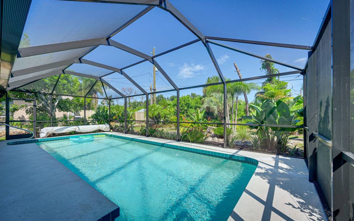 Englewood East House | 115 m² House ∙ 2 bedrooms ∙ 6 guests