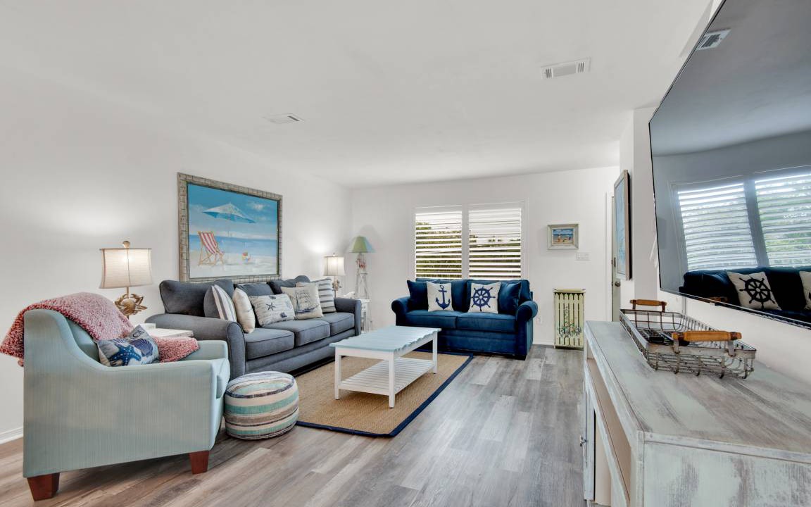 Miramar Beach Condo | 116 m² Condo ∙ 2 bedrooms ∙ 6 guests