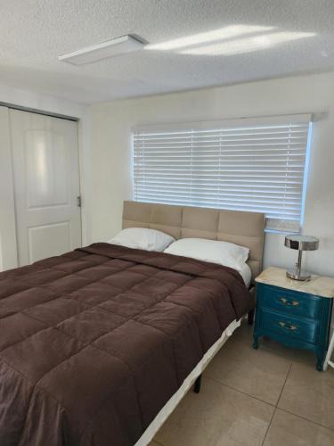 Tamiami Apartment | 1161 Efficency Miami-Lakes