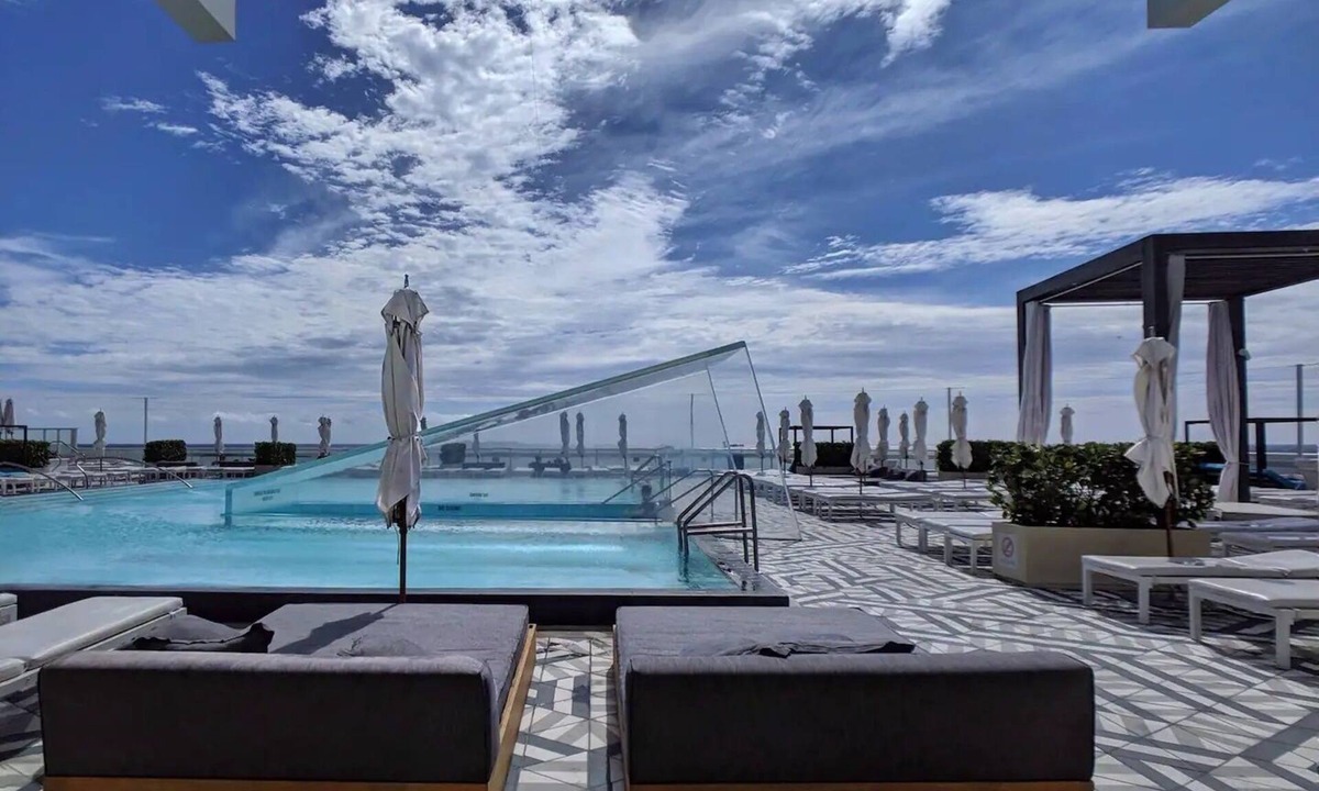 Central Beach Condo | 1201 W S 1 Bedroom Condo by RedAwning