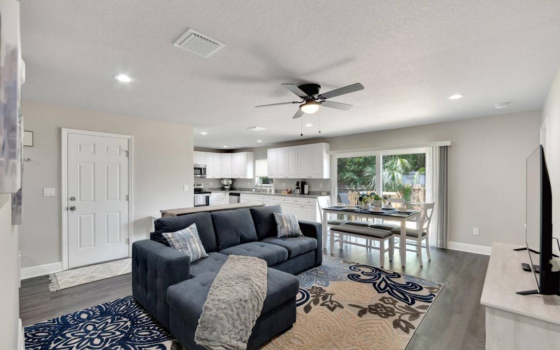 Old Seminole Heights House | 123 m² House ∙ 3 bedrooms ∙ 9 guests