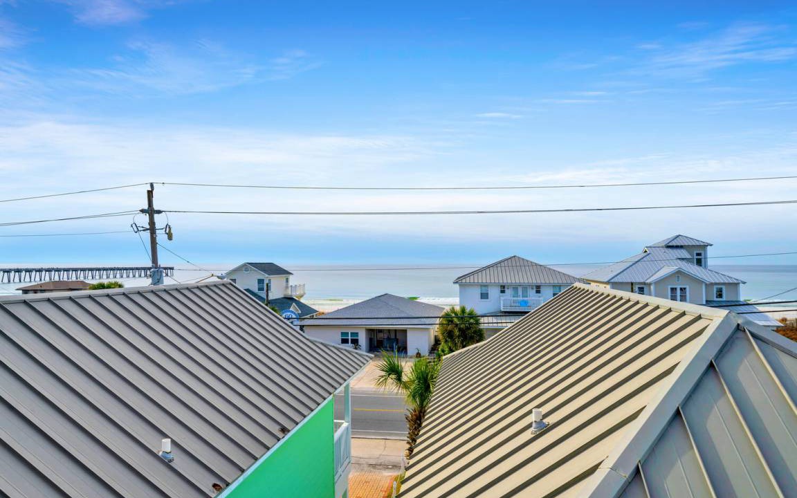 Lullwater Beach House | 127 m² House ∙ 3 bedrooms ∙ 9 guests