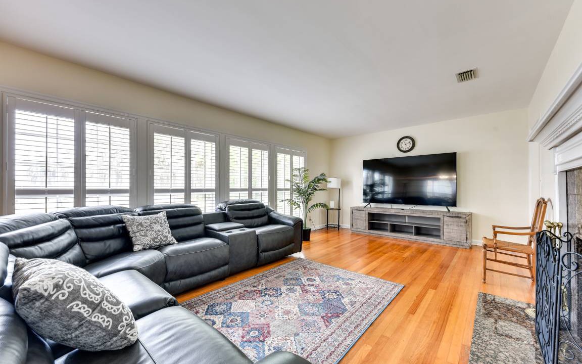 Hollyford House | 139 m² House ∙ 3 bedrooms ∙ 8 guests