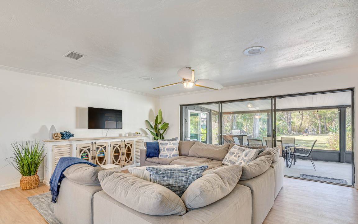 Crystal Shores House | 139 m² House ∙ 3 bedrooms ∙ 8 guests