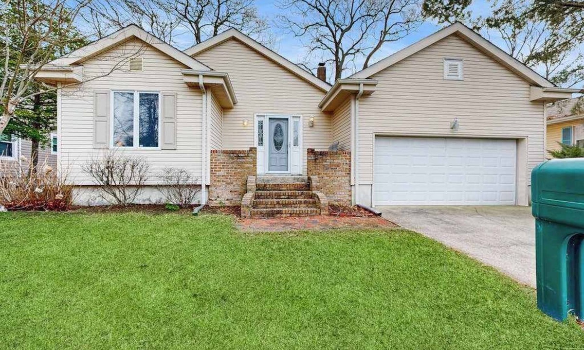Caine Woods House | 13904 Lighthouse Ave