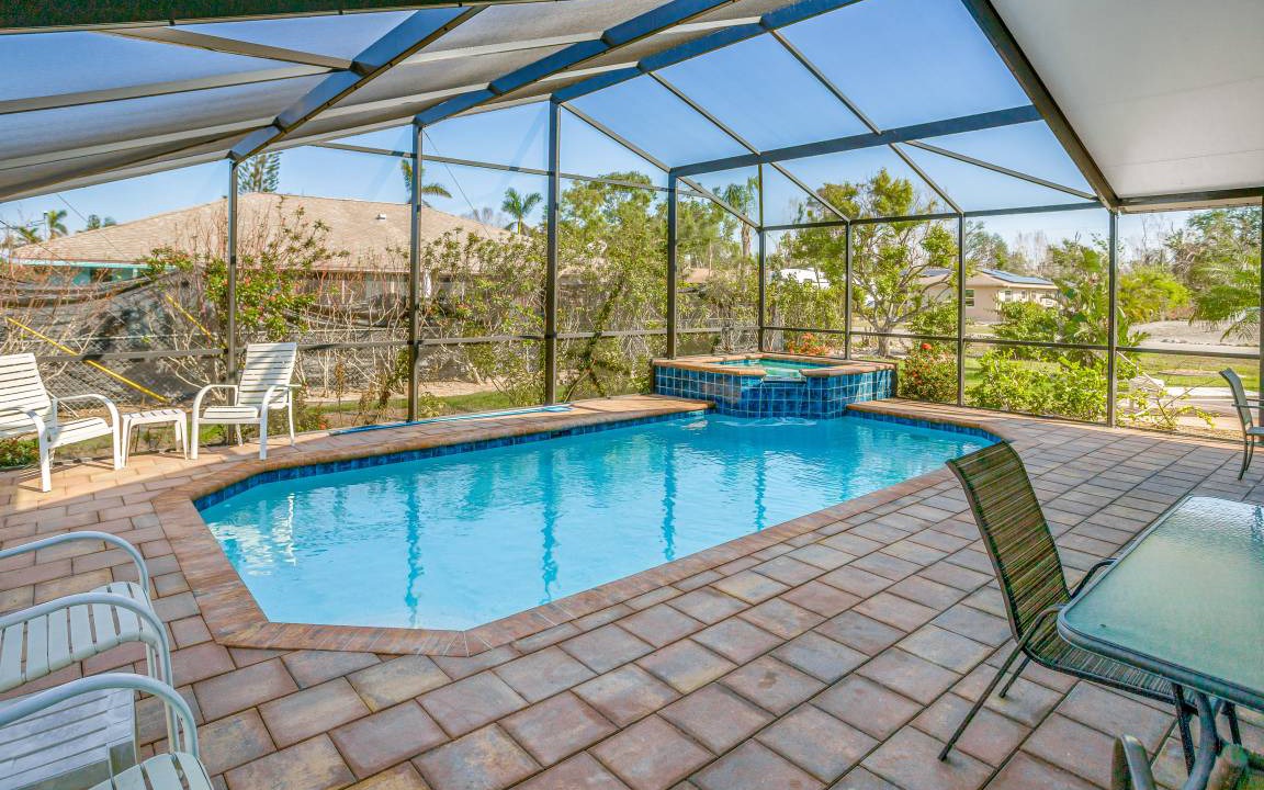 Iona House | 142 m² House ∙ 3 bedrooms ∙ 10 guests