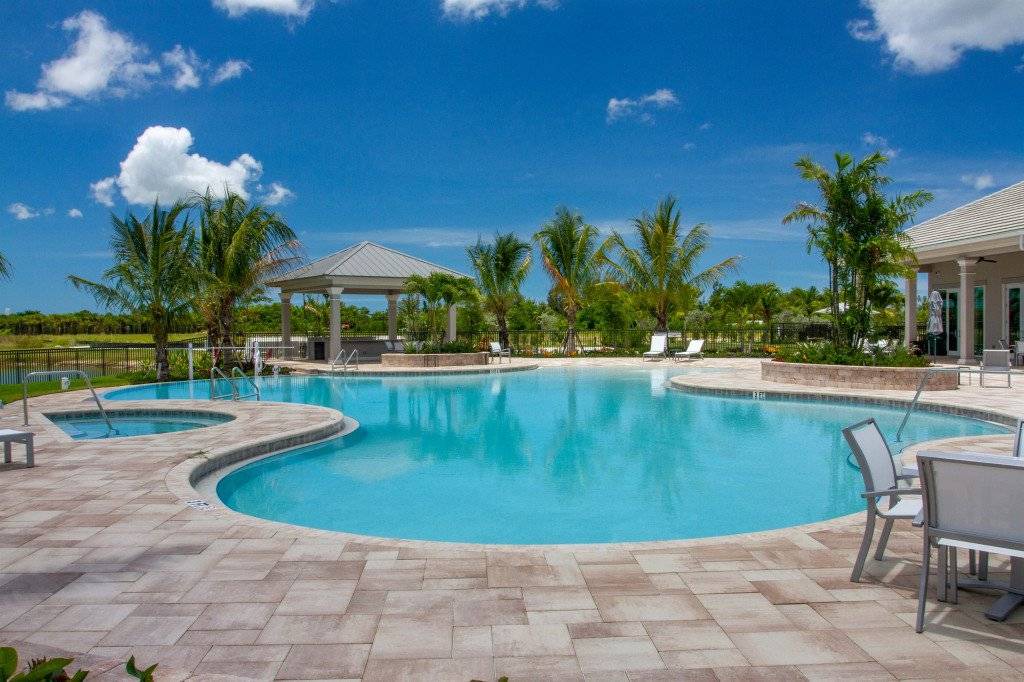 Naples Condo | 143 m² Condo ∙ 3 bedrooms ∙ 6 guests
