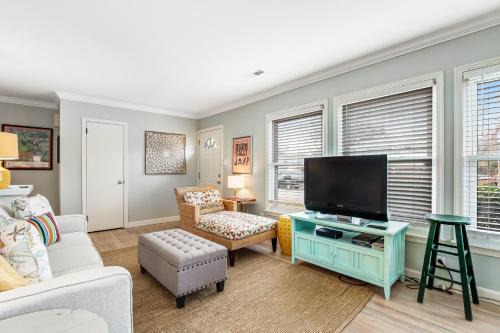 Old Village House | 1470 Barbara