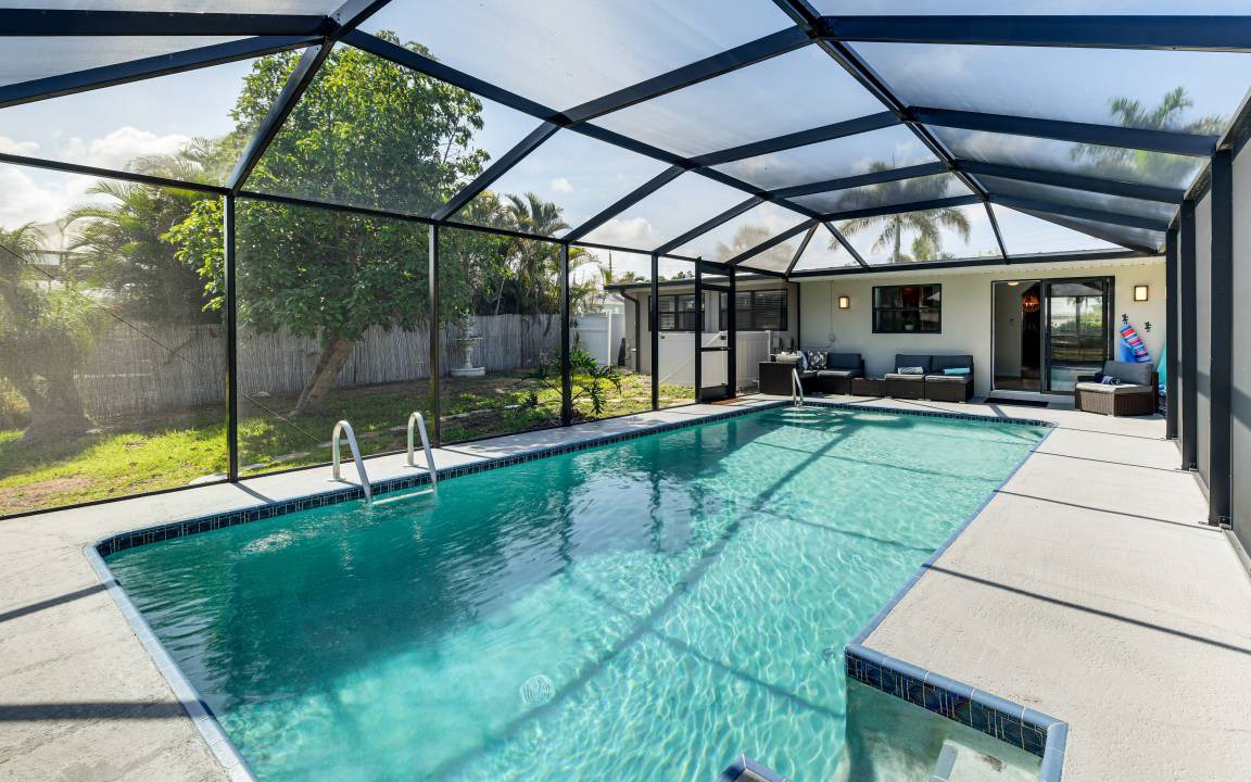 Edgewater House | 148 m² House ∙ 3 bedrooms ∙ 8 guests