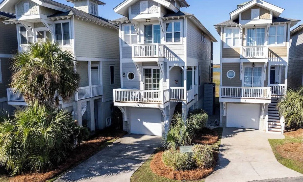 Bonito Boathouses House | 15 Quarterdeck Lane