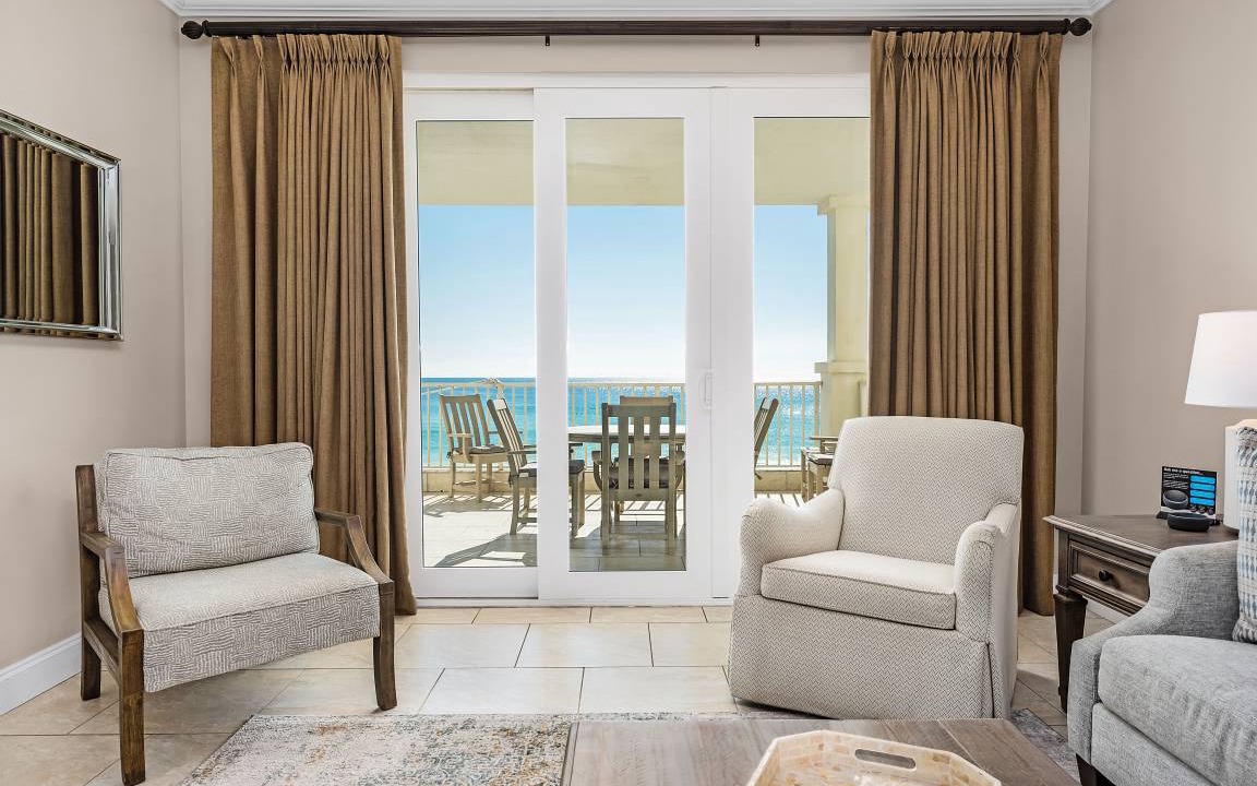 Crystal Beach Condo | 152 m² Condo ∙ 3 bedrooms ∙ 9 guests