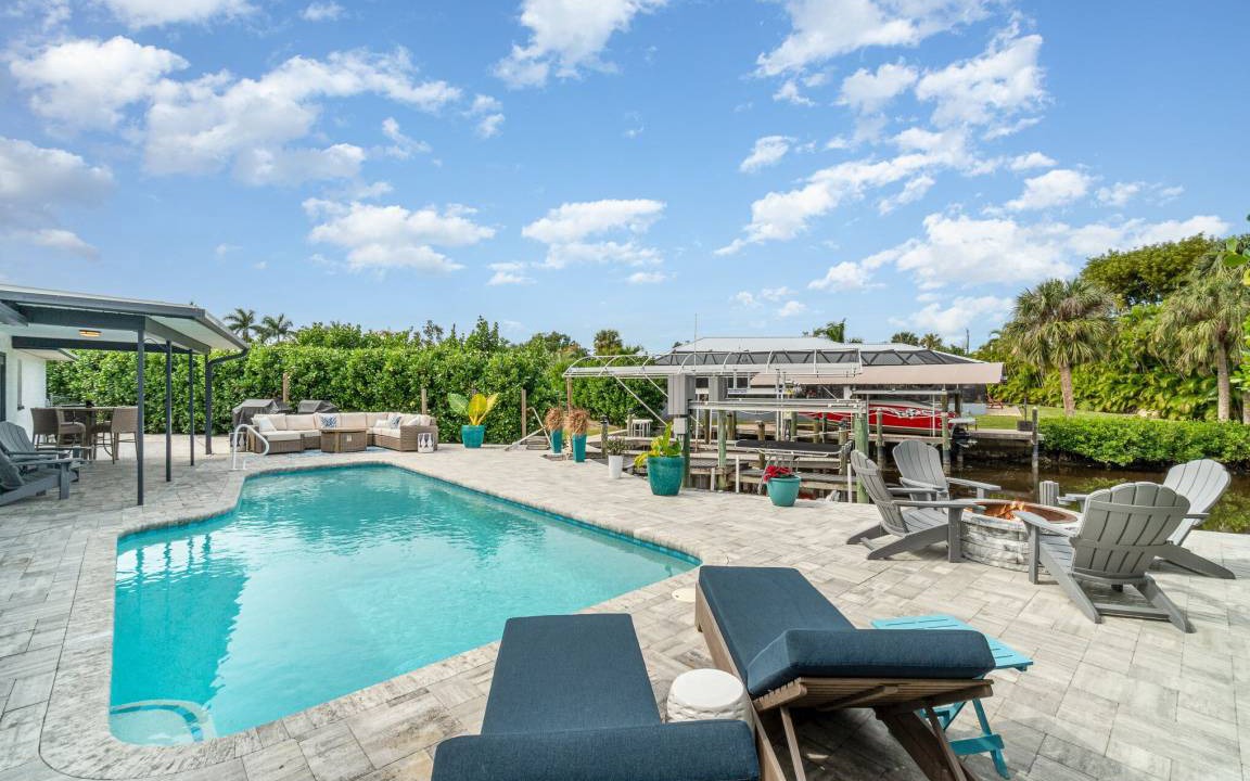 Iona Villa | 155 m² Villa ∙ 3 bedrooms ∙ 6 guests