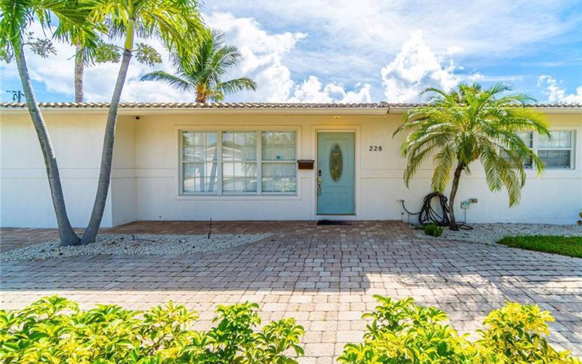 Deerfield Beach Villa | 157 m² Villa ∙ 3 bedrooms ∙ 6 guests