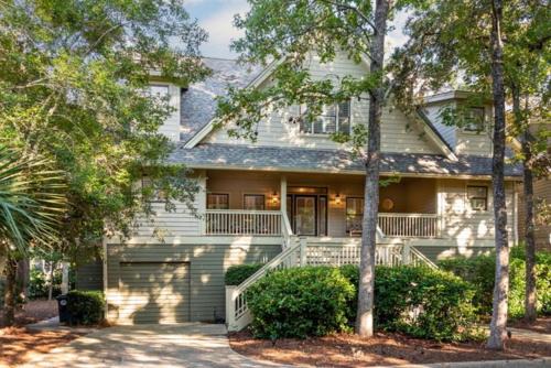 Vanderhorst Plantation House | 16 Silver Moss