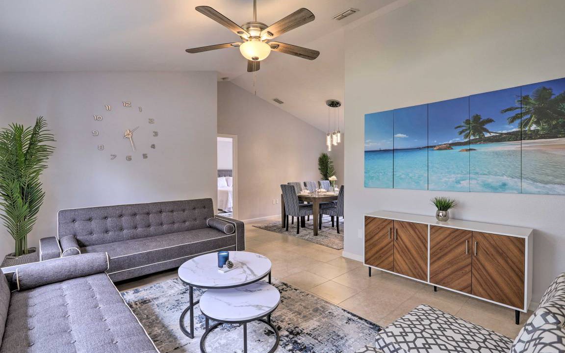 Interchange Square House | 166 m² House ∙ 3 bedrooms ∙ 10 guests