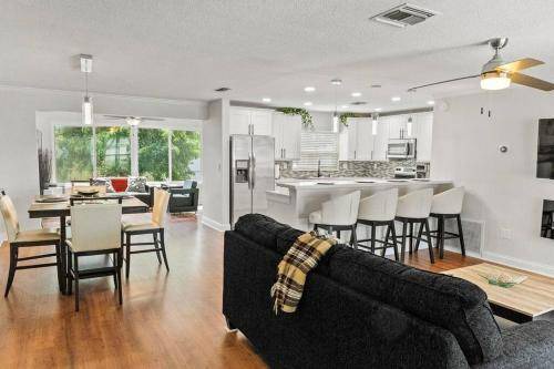 Miramar House | 167 m² House ∙ 3 bedrooms ∙ 6 guests