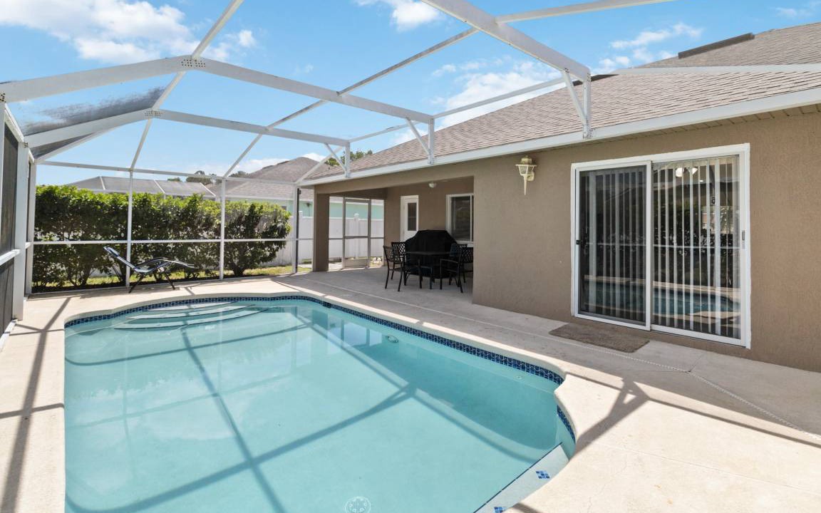 Thousand Oaks House | 167 m² House ∙ 4 bedrooms ∙ 8 guests