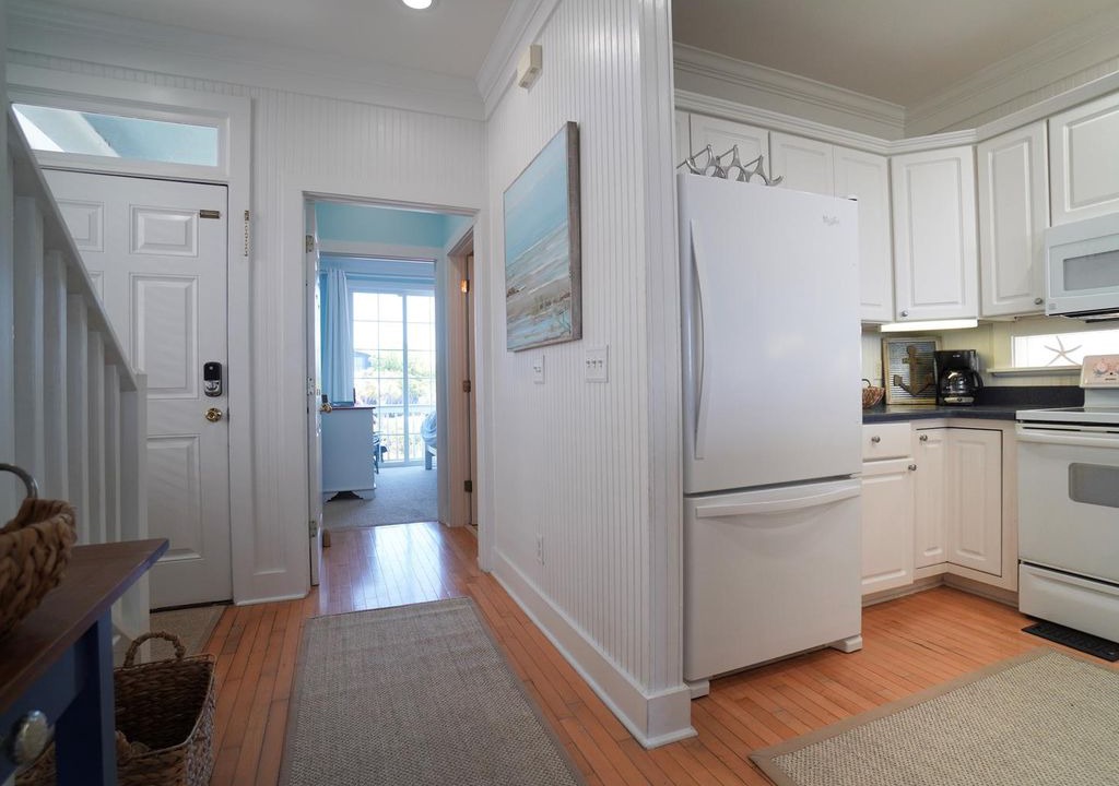 Bonito Boathouses House | 17 Quarterdeck Lane - House