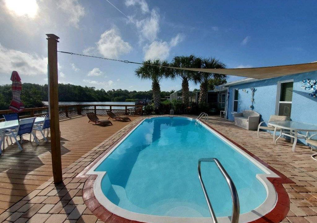 Forest Hills House | 172 m² House ∙ 3 bedrooms ∙ 6 guests