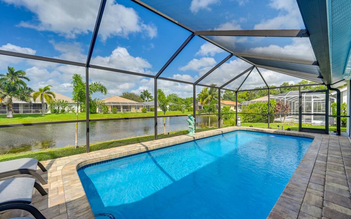 Crown Pointe House | 176 m² House ∙ 4 bedrooms ∙ 8 guests