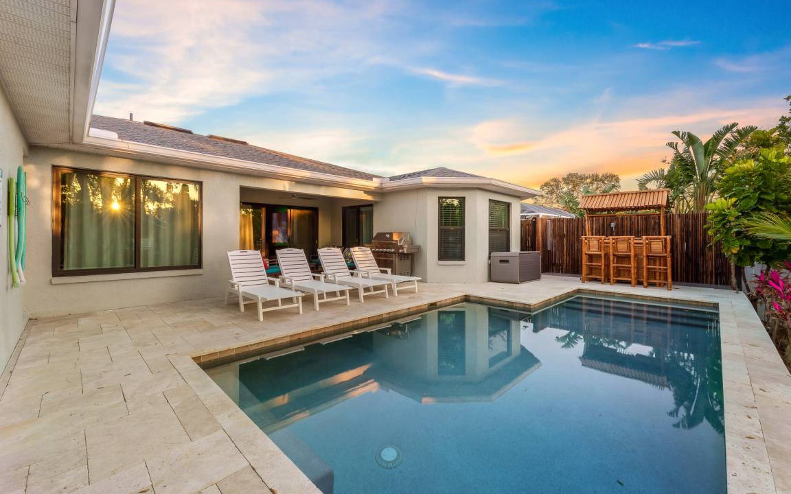 Bradenton House | 178 m² House ∙ 4 bedrooms ∙ 12 guests
