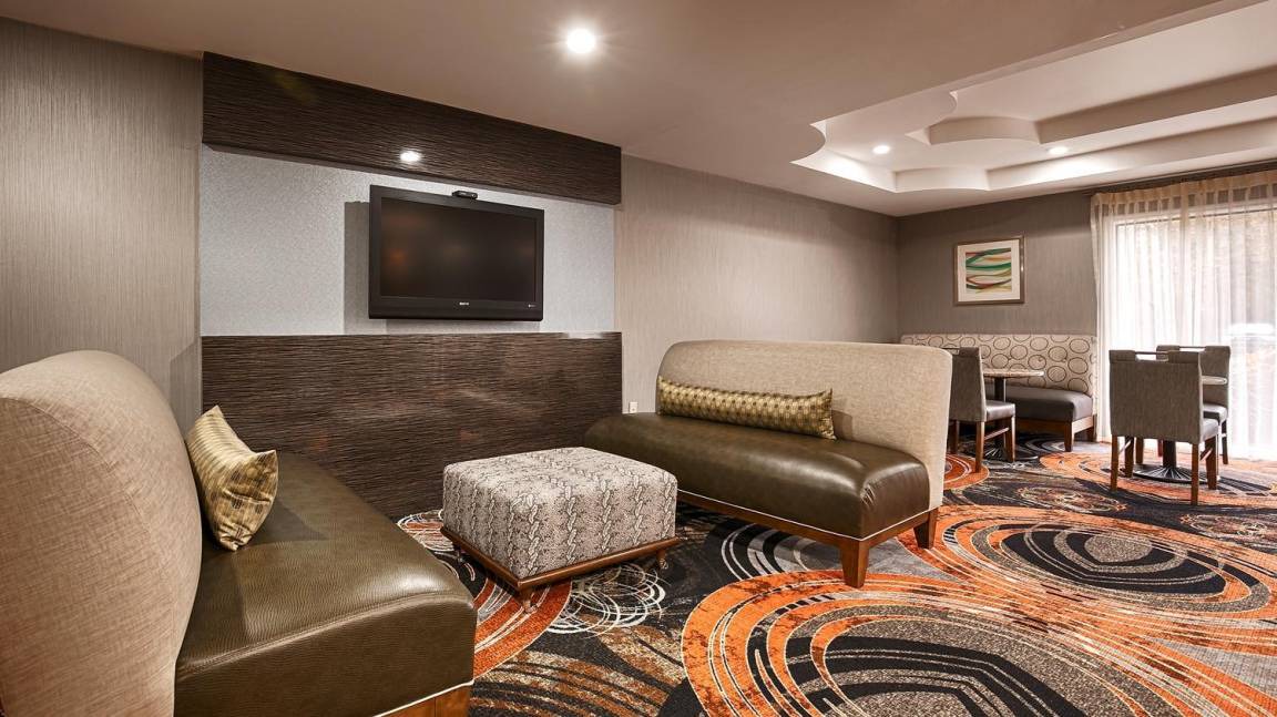 Orange Park Hotel | 18 m² Hotel ∙ 5 guests