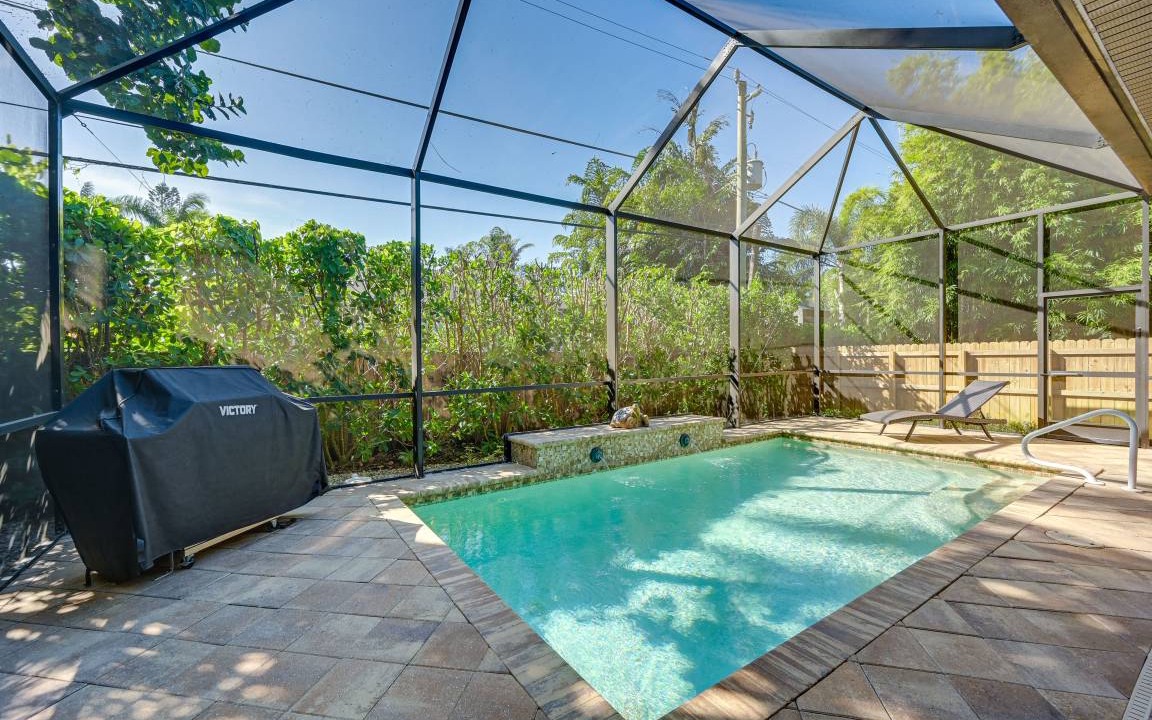 Naples Park House | 190 m² House ∙ 3 bedrooms ∙ 6 guests