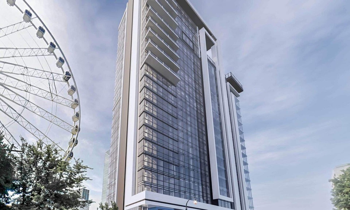 Fairlie-Poplar Historic District Resort | 1BD/Atlanta - Downtown w/Rooftop Pool and Pool Bar!