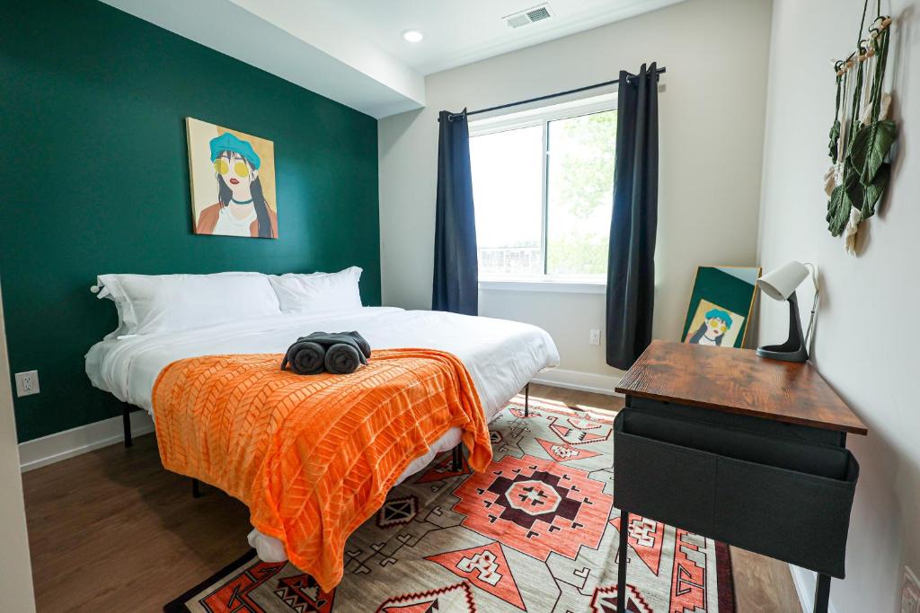 Mantua Apartment | 1Bed&1Bath KingBed,WIFI,WD,Central