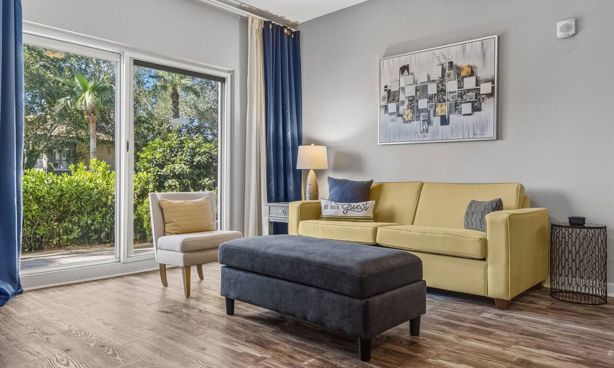 Sandestin Condo | 1BR at Luau! Ground Level Walkout! Tropical Pool, Hot Tub, Waterfall,Tiki Bar