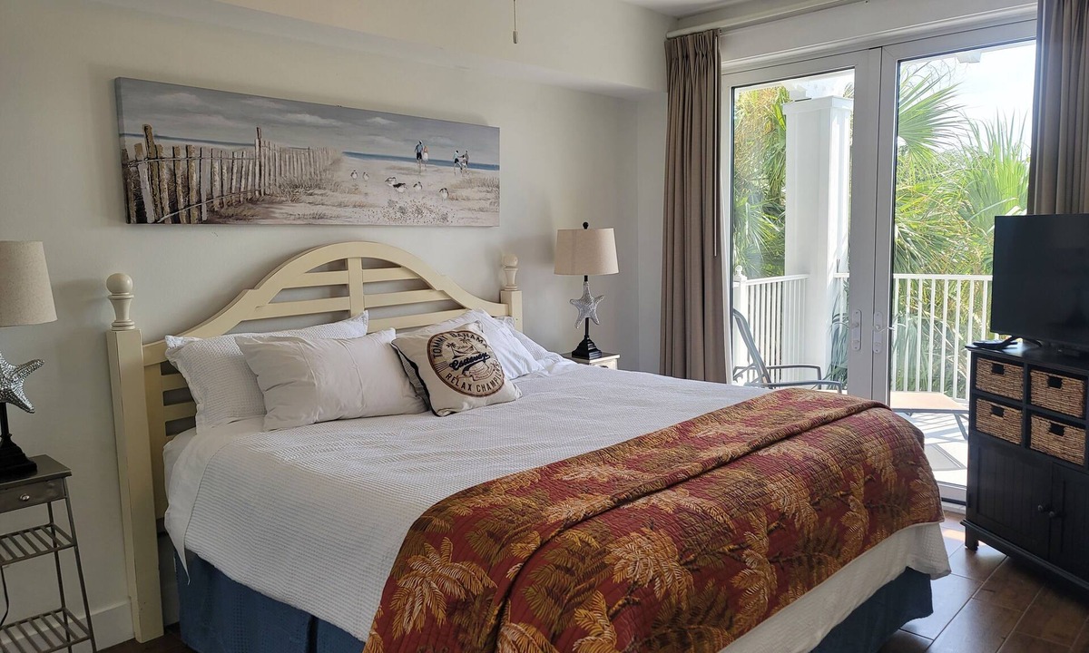 Baytowne Wharf Condo | 1BR Condo - Pool, free beach tram, large balcony, full kitchen, washer/dryer