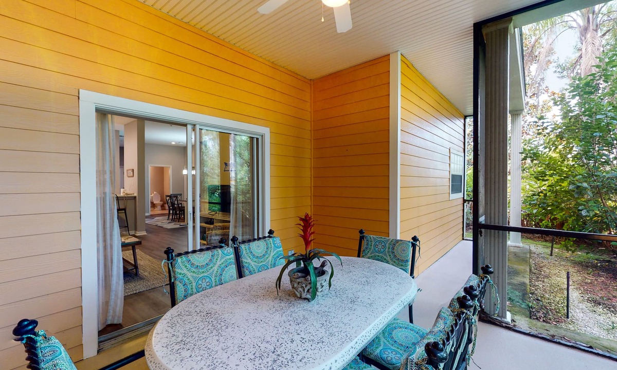 Bahama Bay Condo | 1st floor condo w/gym, restaurant, sauna, tennis court, limited-mobility access