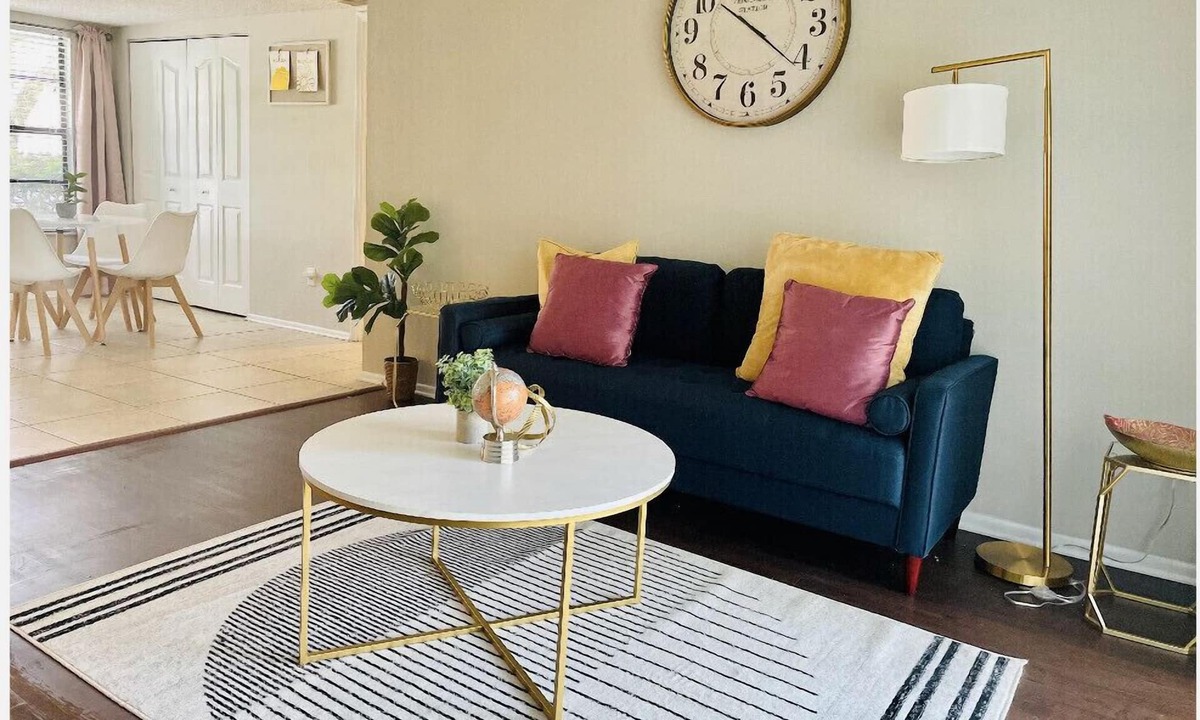 St. Petersburg - Clearwater Condo | 2/2 Beach Lovers Hide Away - Tampa / St Pete