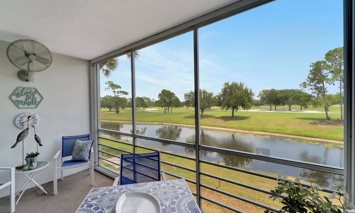 Braden River Condo | 2/2 CONDO WITH AMAZING GOLF COURSE & WATER VIEWS FROM THE LANAI - DON'T MISS IT
