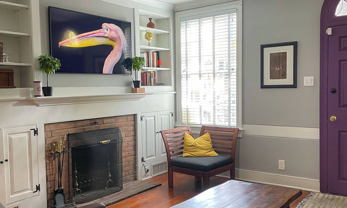 Society Hill House | 2-Bdr 2.5Ba House in Enchanting Philadelphia Neighborhood, AC & Private Backyard