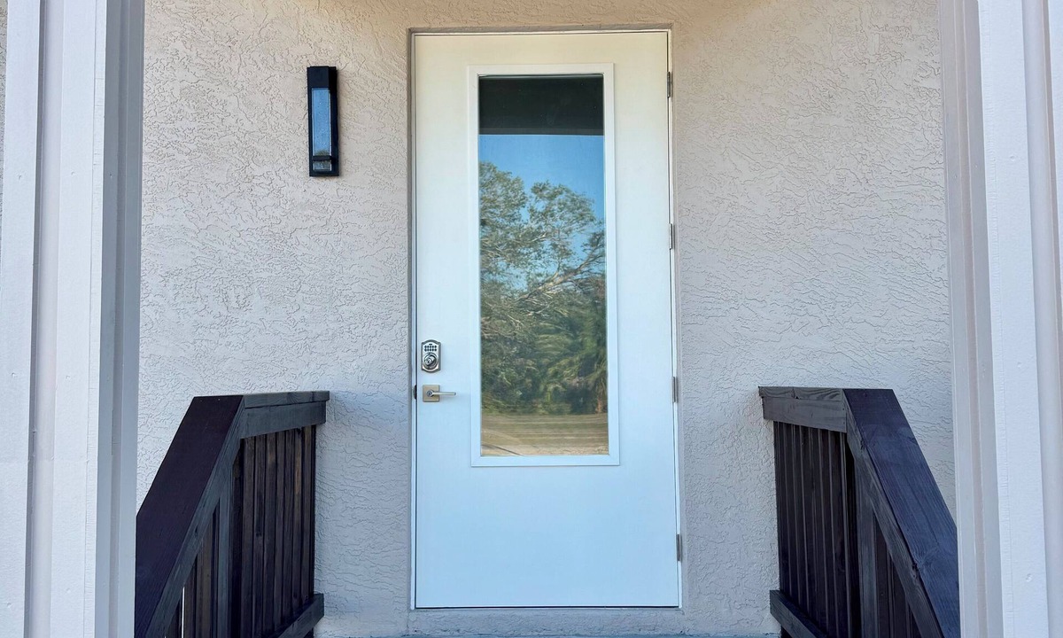 Osprey House | 2-bedroom Spacious townhome in Osprey
